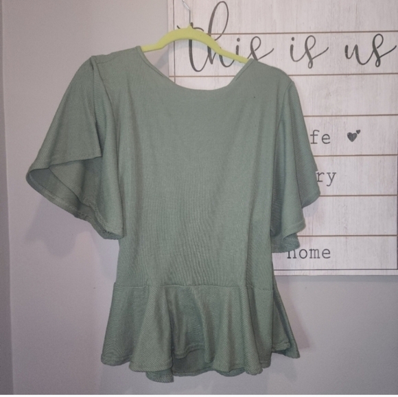 🍂🍁BOOHOO PLUS RIB WRAP CAP SLEEVE PEPLUM TOP 20 - Picture 6 of 6